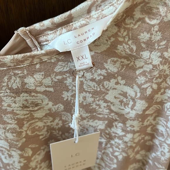 Pretty Top - Picture 9 of 9